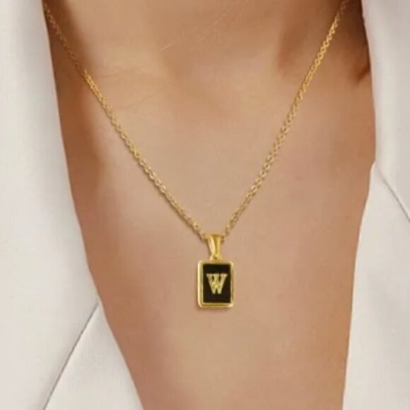 Black Shell and Gold Letter T Necklace Stainless Steel Initial T - Picture 6 of 6